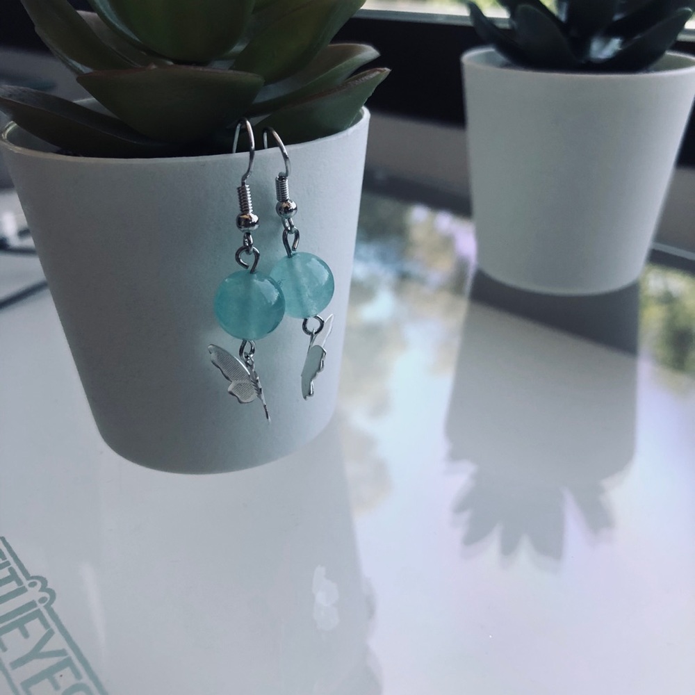 Earrings - Picture 5 of 6